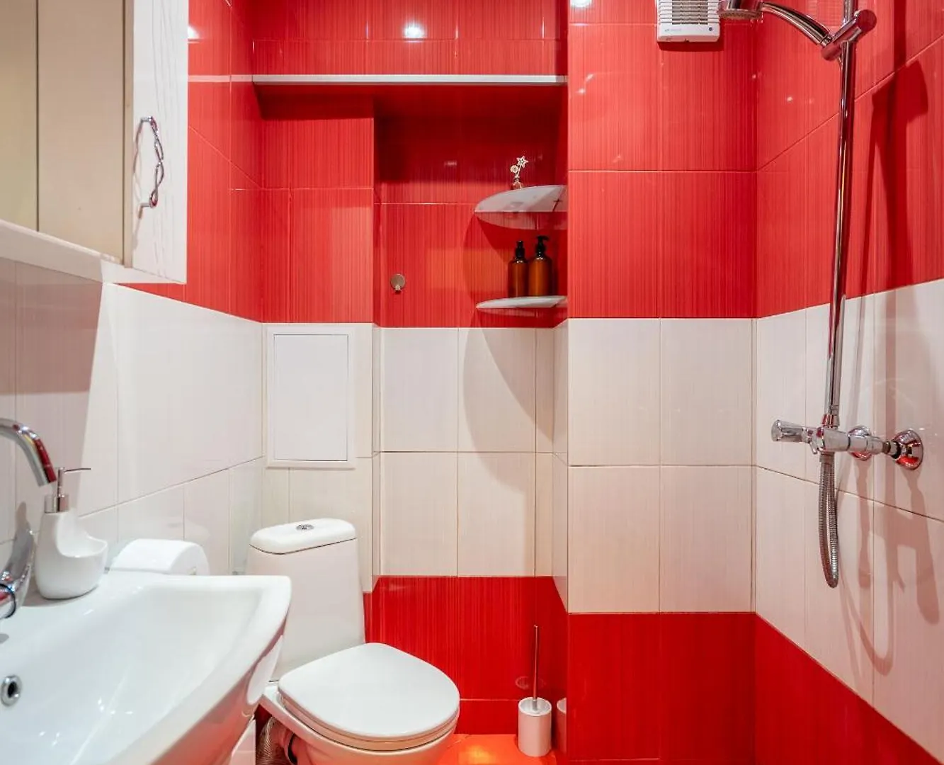 Pirotska 2-Bedroom 100M2 Apartment In Sofia Center